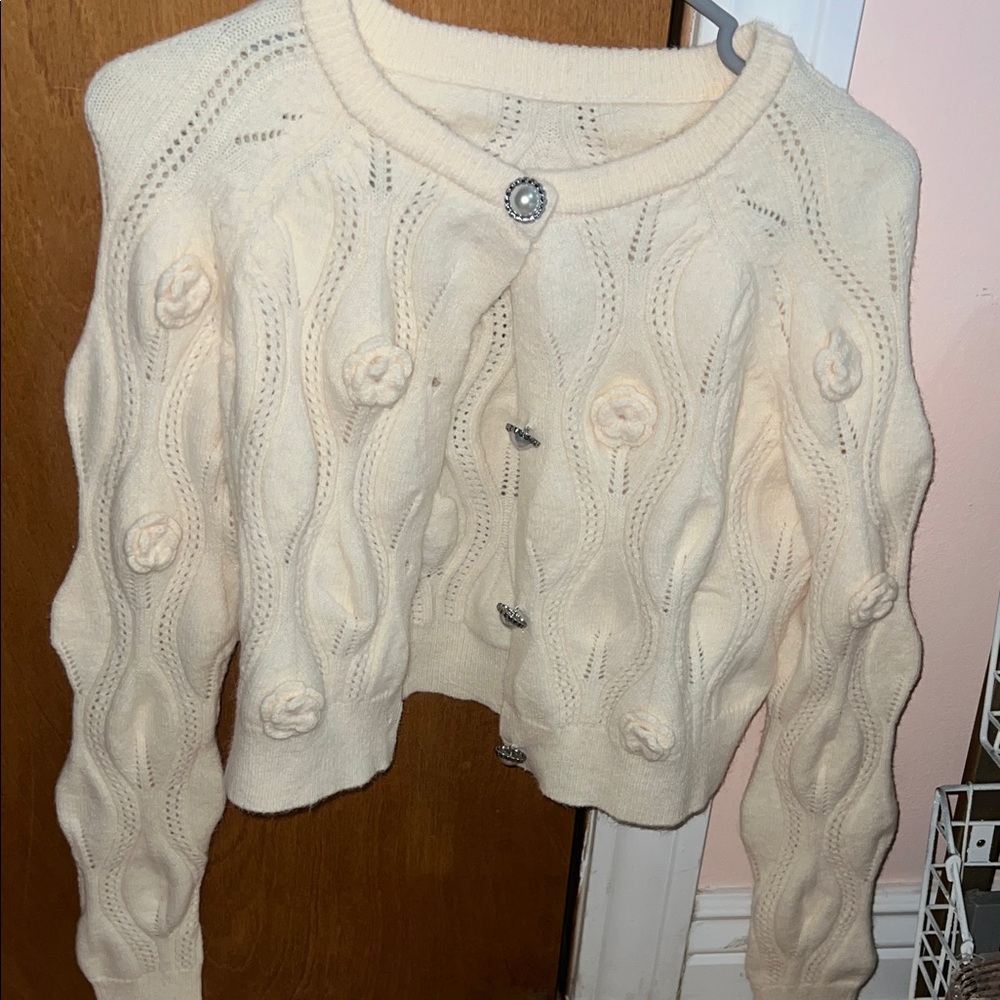 Vintage Cream Floral Cable-Knit Women's Cardigan Sweater